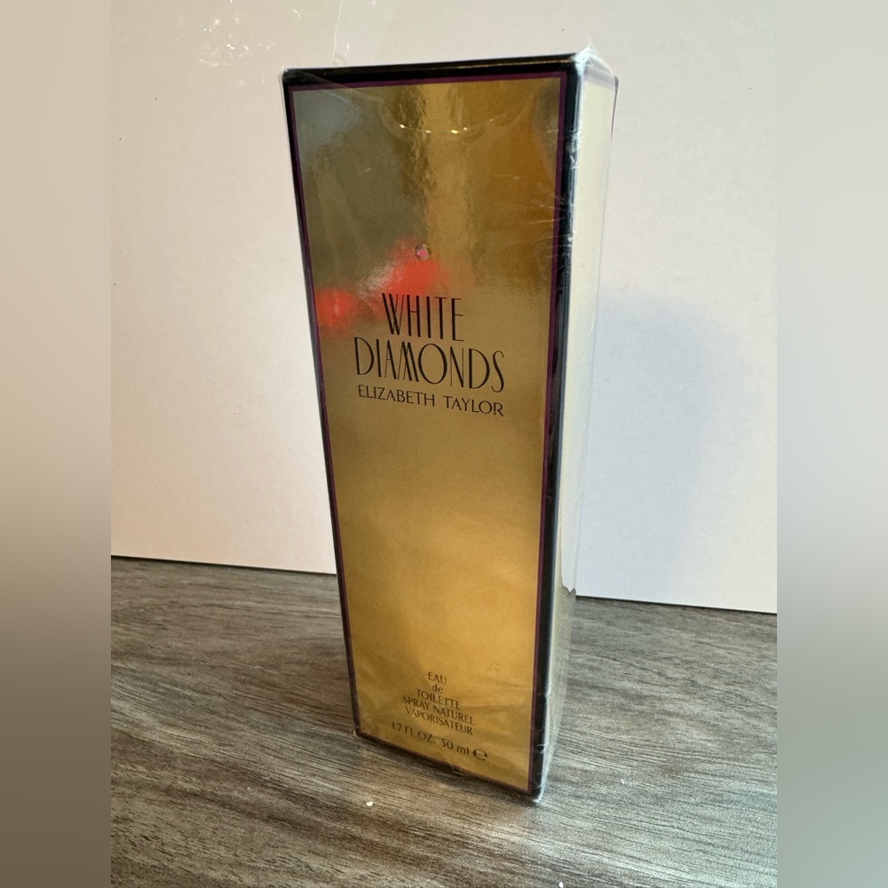 White Diamonds Perfume